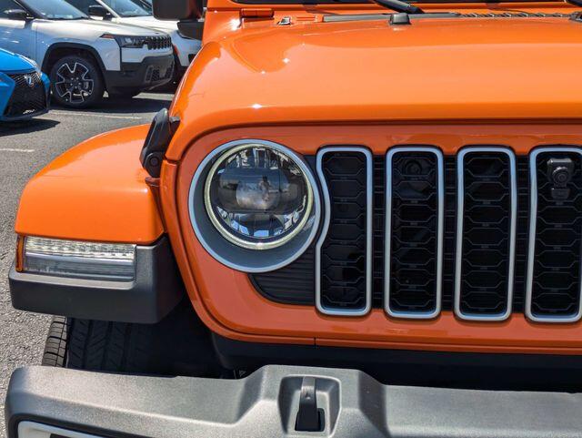 2025 Jeep Wrangler 4-Door Sahara - Photo 10