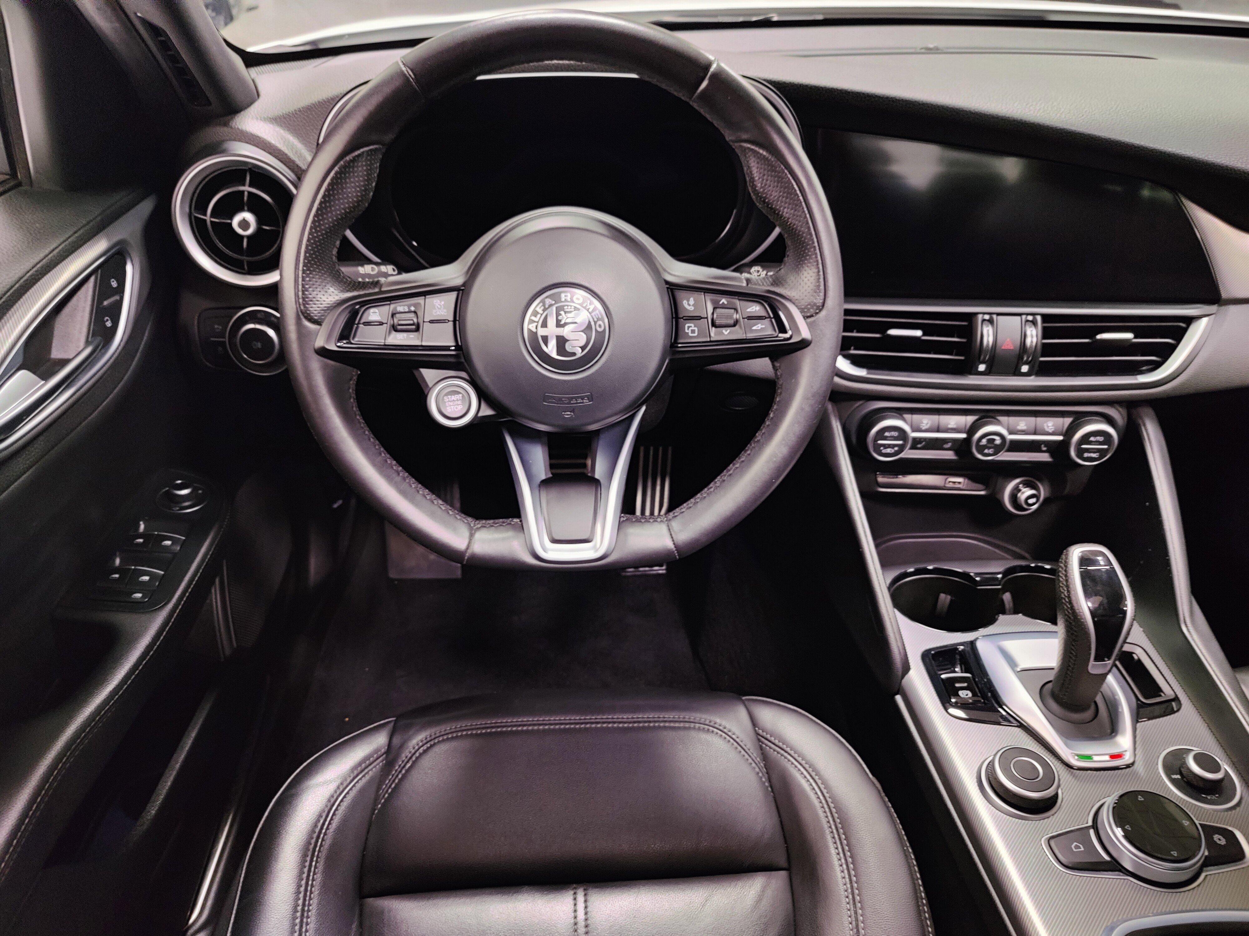 2024 Alfa Romeo Giulia Ti - Photo 20