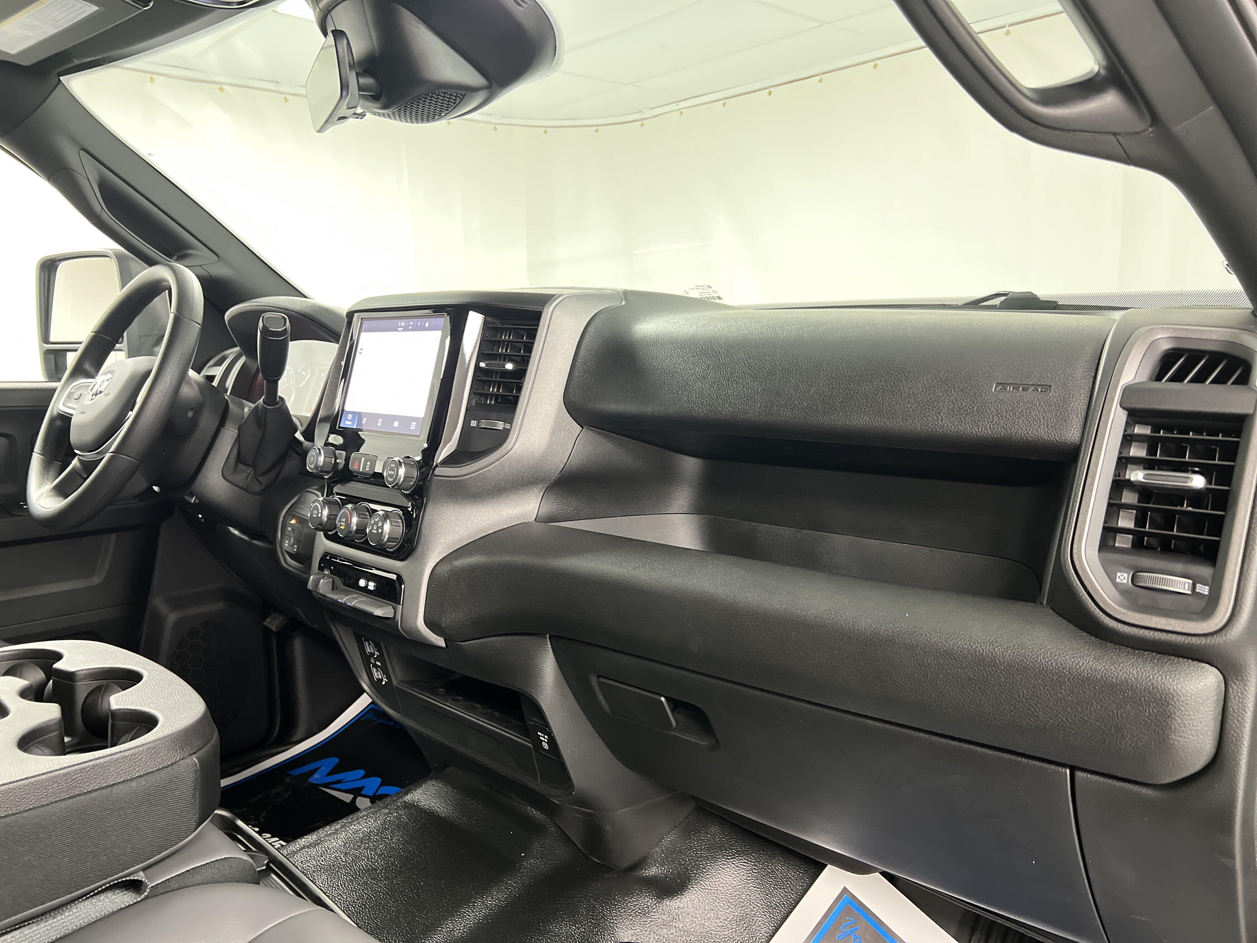 2027 RAM Ram 3500 Pickup Tradesman - Photo 45