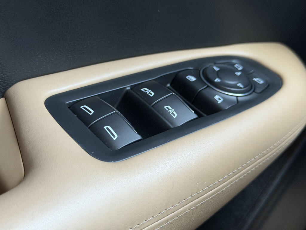 2023 Cadillac XT6 Sport - Photo 23