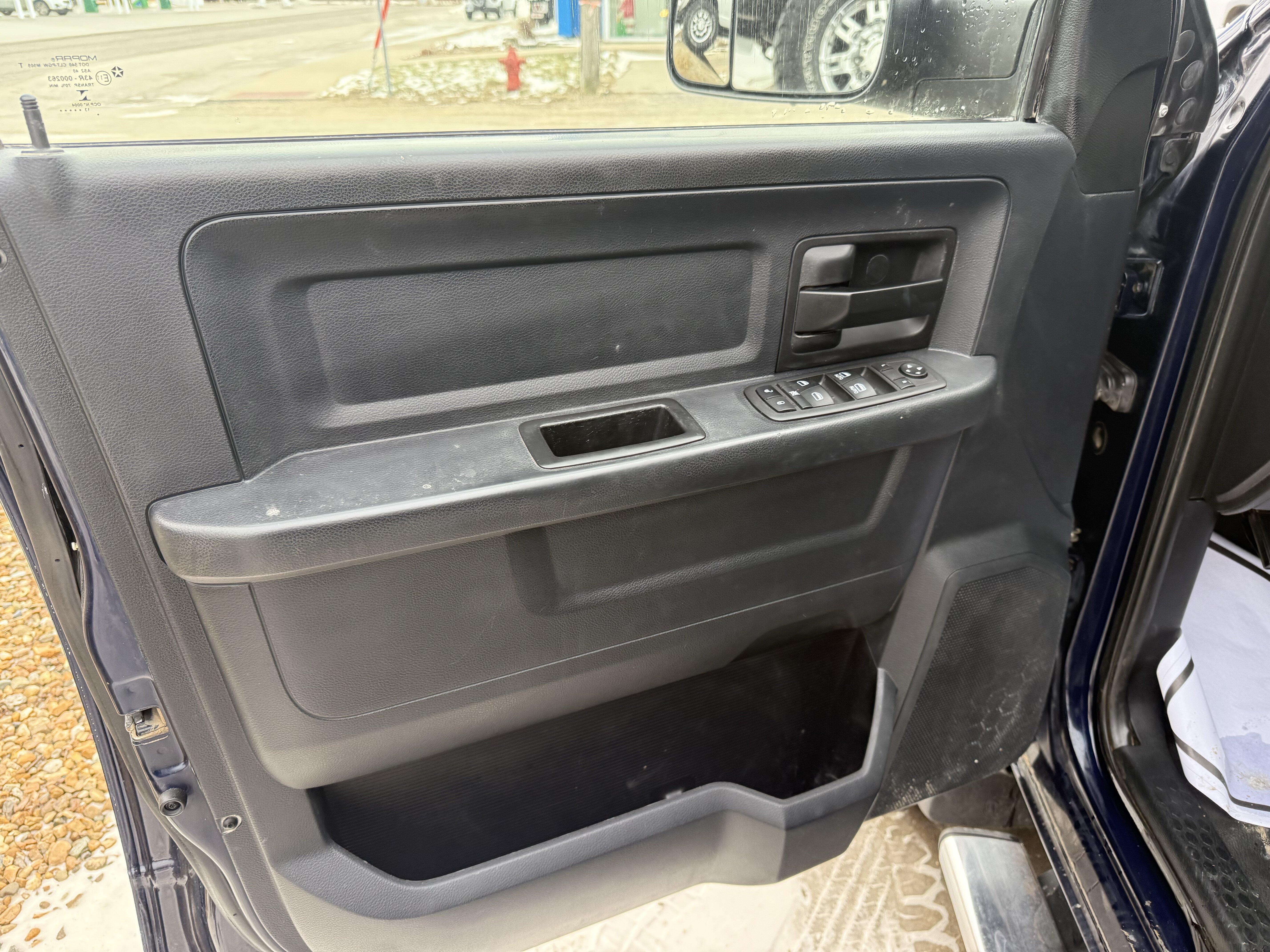 2014 RAM Ram 2500 Pickup Tradesman - Photo 9
