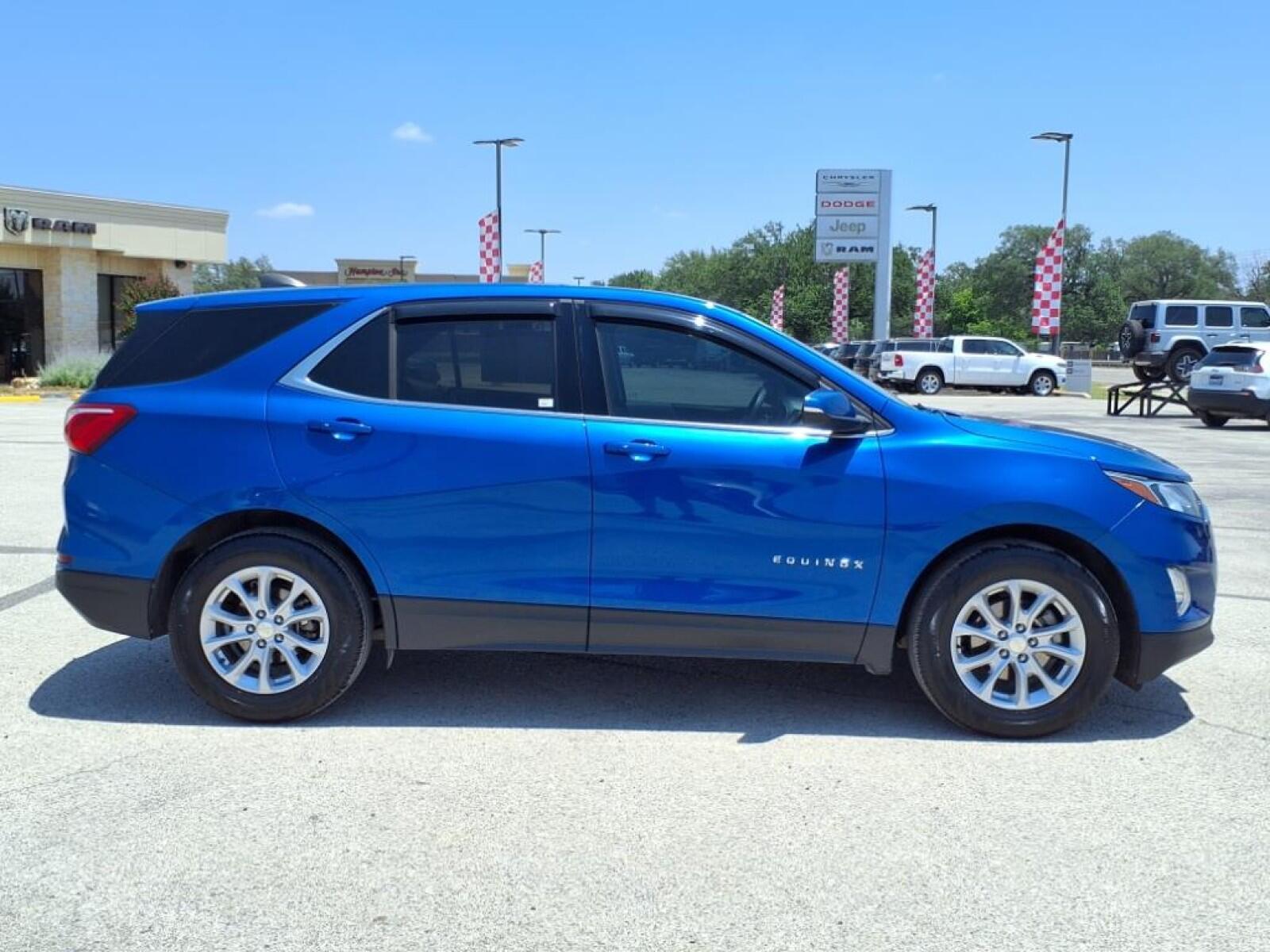 Used 2019 Chevrolet Equinox LT with VIN 3GNAXKEV4KS528417 for sale in Burnet, TX