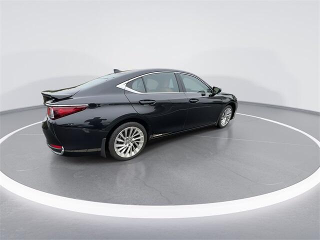 Used 2021 Lexus ES Hybrid 300h Luxury with VIN 58AEA1C14MU005430 for sale in Englewood, NJ