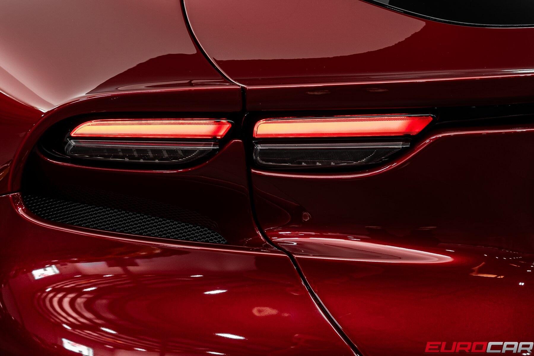 Used 2024 Ferrari Purosangue *SPECIAL FACTORY PAINT * PASSENGER DISPLAY*Image 21