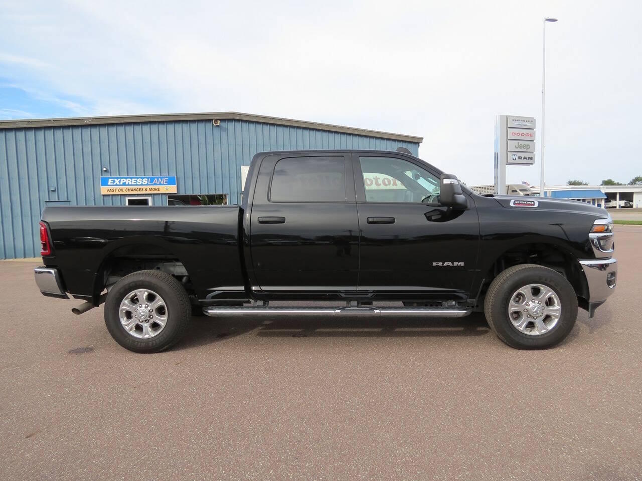 2026 RAM 2500 Pickup Big Horn