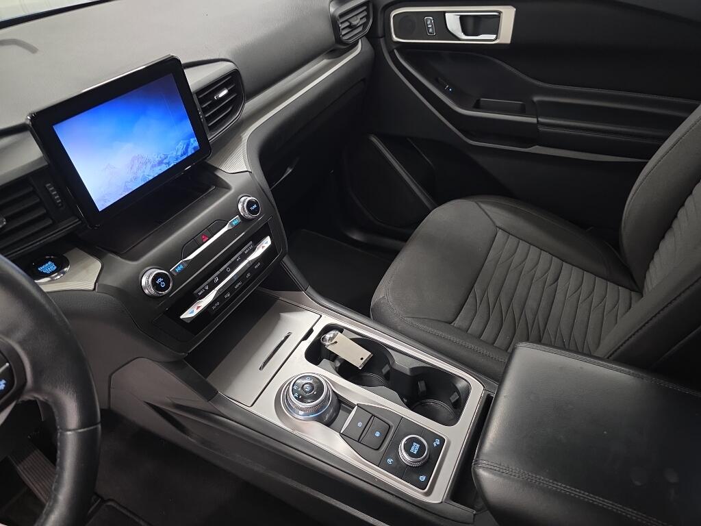 2020 Ford Explorer XLT - Photo 30