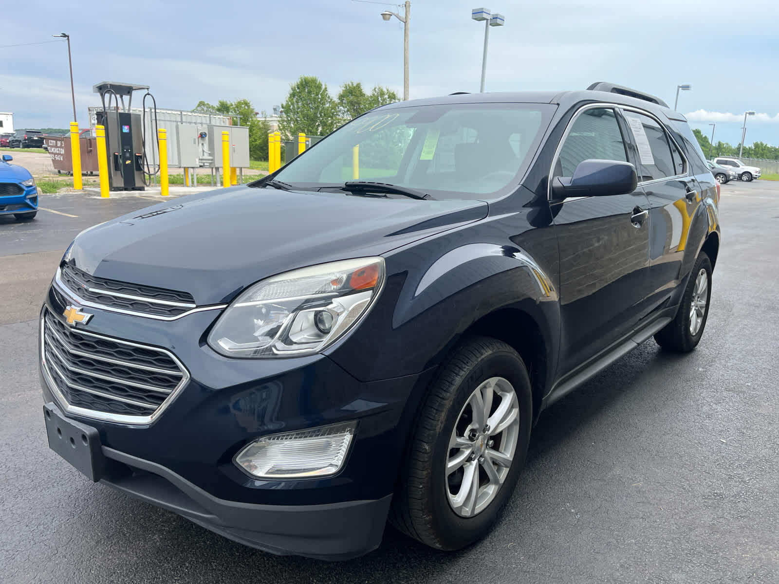 Used 2017 Chevrolet Equinox LT with VIN 2GNALCEK6H1590560 for sale in Wilmington, OH
