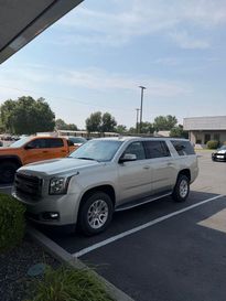 Used 2017 GMC Yukon XL SLT