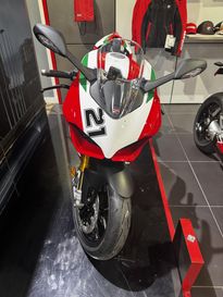 2025 Ducati Panigale V2 Bayliss 