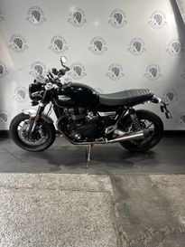 2024 Triumph SPEED TWIN 1200  in a JET BLACK exterior color. BMW Motorcycles of New Orleans 504-595-6776 pixelmotiondemo.com 