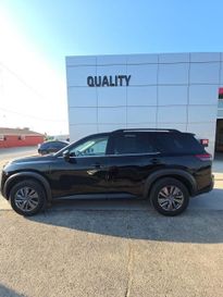 Used 2024 Nissan Pathfinder SV