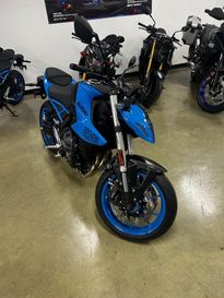 2024 Suzuki GSX-8S 