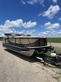 Used 2018 SOUTHBAY 523RS 275KJT 