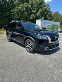 Used 2025 Nissan Pathfinder Platinum