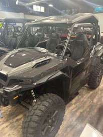 New 2025 Polaris GENERAL XP 1000 PREMIUM - GRANITE GRAY Premium 
