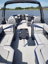 New 2026 SOUTHBAY 224RS 275 ARCH 