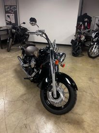 2024 Honda SHADOW AREO 