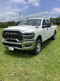 2025 RAM 2500 Tradesman Crew Cab 4x4 8' Box