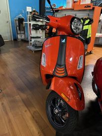 2024 Vespa GTS SUPER SPORT 300