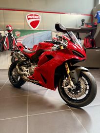 New 2026 Ducati PANIGALE V2S 