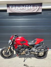 2014 Ducati Monster 1200