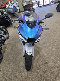 New 2025 Yamaha YZF-R3 ABS 