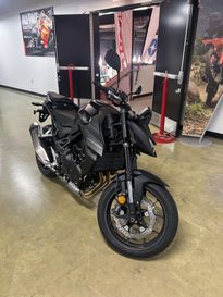 2025 Honda CB750 HORNET 
