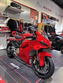 2025 Ducati Panigale V4 