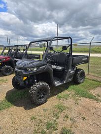 2024 Can-Am Defender DPS HD10 