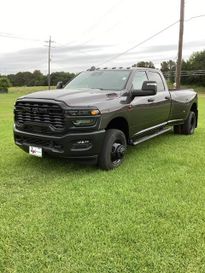 2025 RAM 3500 Tradesman Crew Cab 4x4 8' Box