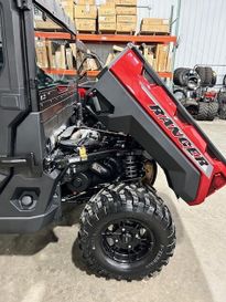2025 Polaris RANGER CREW XP 1000 NS ED PREM - SUNSET RED Premium 