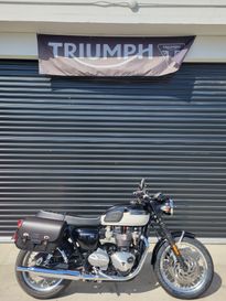 2024 Triumph Bonneville T120