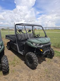 2024 Can-Am Defender PRO DPS HD10 