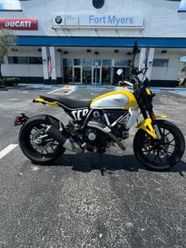 New 2025 Ducati SCR ICON 