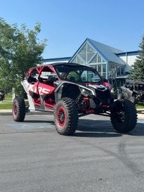 2025 CAN-AM MAVERICK X3 MAX X RS TURBO RR WITH SMARTSHOX FIERY RED AND HYPER SILVER 