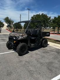 2025 Can-Am DEFEENDER DPS HD7 
