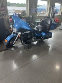 Used 2011 Harley-Davidson ULTRA CLASSIC 