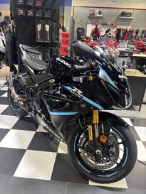 Used 2024 Suzuki GSX-R1000R 