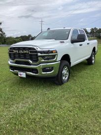 2025 RAM 2500 Tradesman Crew Cab 4x4 6'4' Box