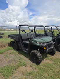 2024 Can-Am Defender 6X6 DPS HD10 