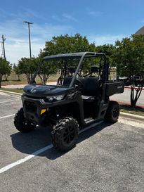 2025 Can-Am DEFENDER DPS HD10 