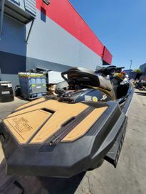 2023 Kawasaki JT1500YPFNN  in a EBONY/METALLIC SHADOW GOLD exterior color. Del Amo Motorsports delamomotorsports.com 