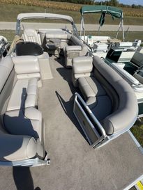 Used 2009 PREMIER LTD225LEGSJXA 