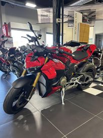 New 2025 Ducati Streetfighter V4 S 