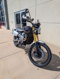 2025 Triumph SCRAMBLER 1200 XE