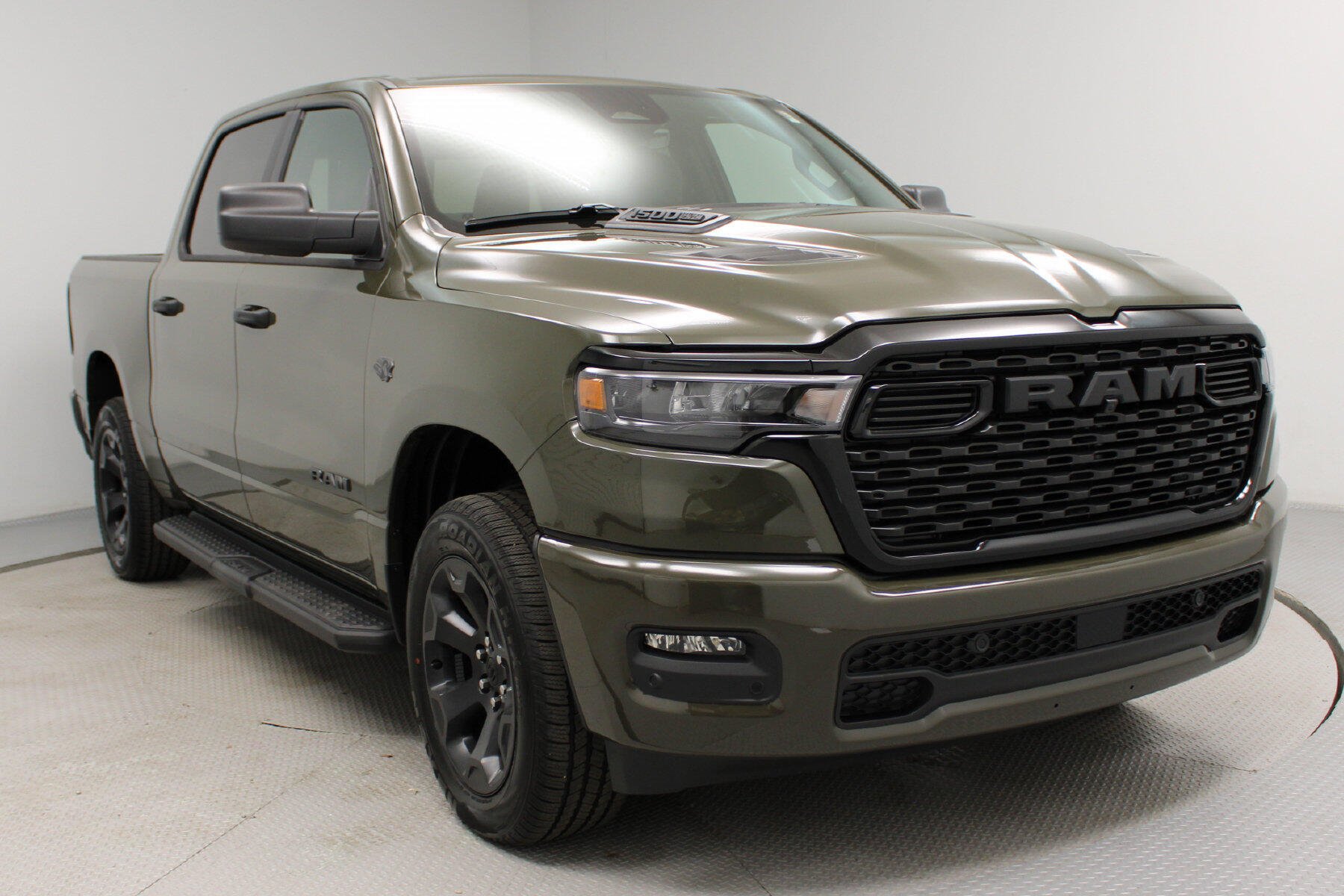 2027 RAM 1500 1500 Big Horn Crew Cab 4x4 5'7' Box