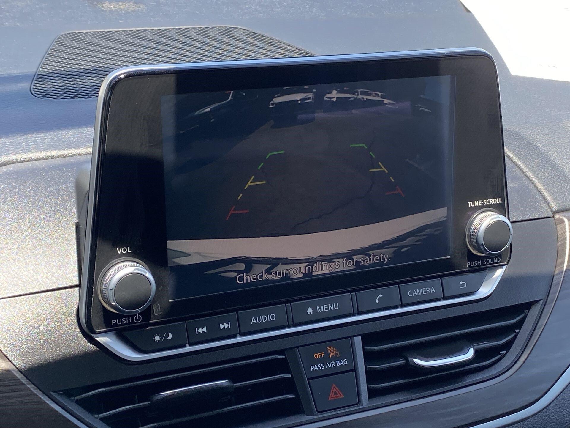 2025 Nissan Altima SV - Photo 15