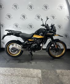 2025 Royal Enfield HIMALAYAN 450  in a HANLE BLACK/C7 exterior color. BMW Motorcycles of New Orleans 504-595-6776 motojulia.com 