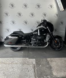 2022 BMW R 18 B  in a BLACK exterior color. BMW Motorcycles of New Orleans 504-595-6776 pixelmotiondemo.com 