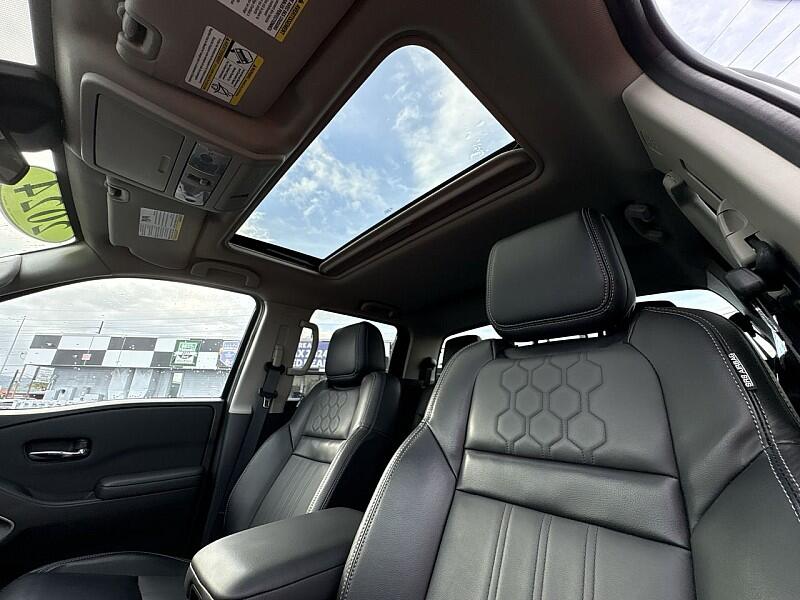 2024 Nissan Frontier SL - Photo 21